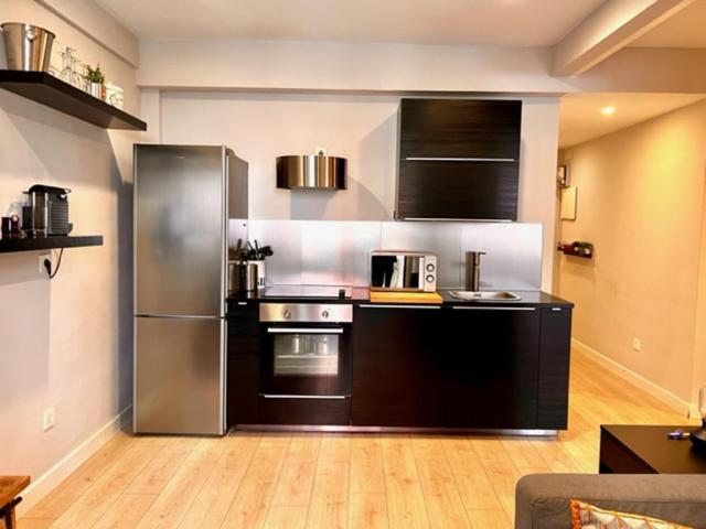 Cabernet Sauvignon Apartment. Surf Beach サン・セバスティアン エクステリア 写真