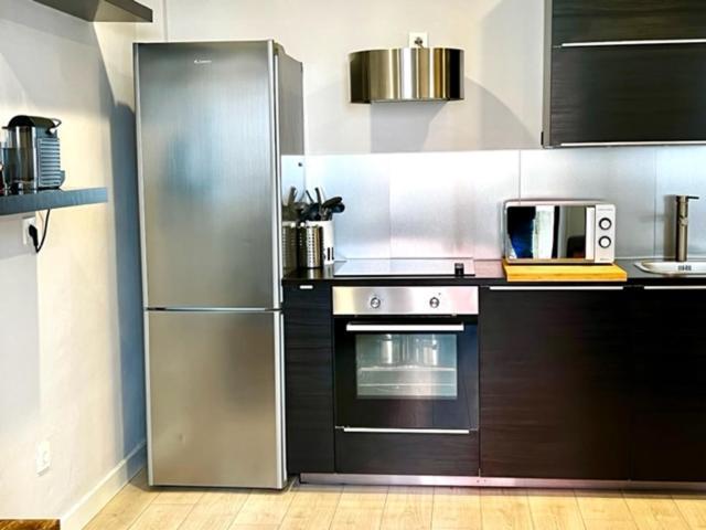 Cabernet Sauvignon Apartment. Surf Beach サン・セバスティアン エクステリア 写真
