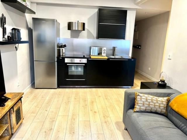 Cabernet Sauvignon Apartment. Surf Beach サン・セバスティアン エクステリア 写真